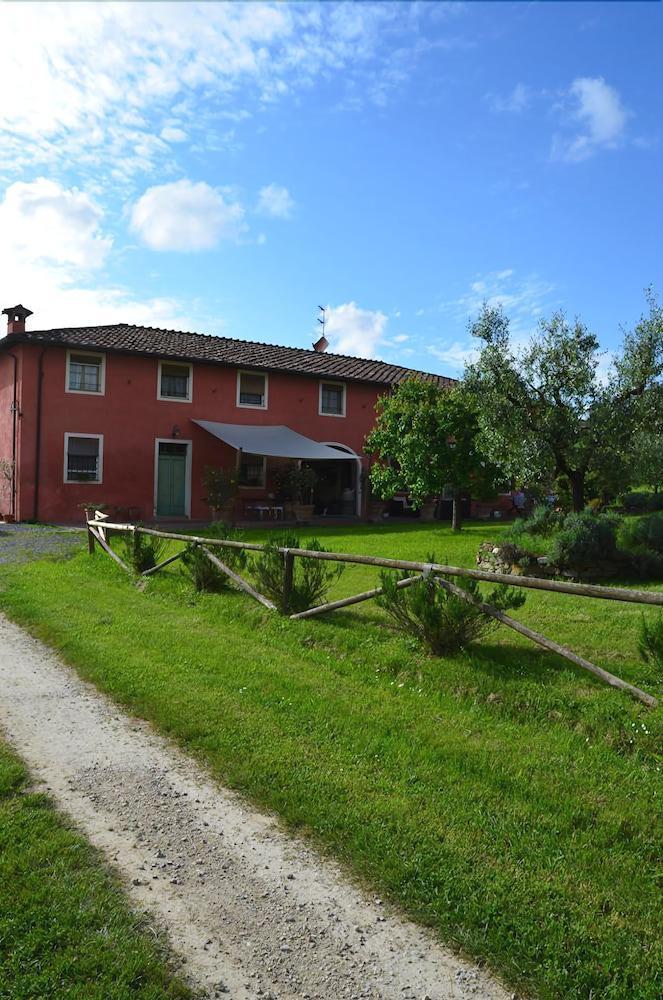 Agriturismo Al Podere Di Rosa Lucca Exteriör bild