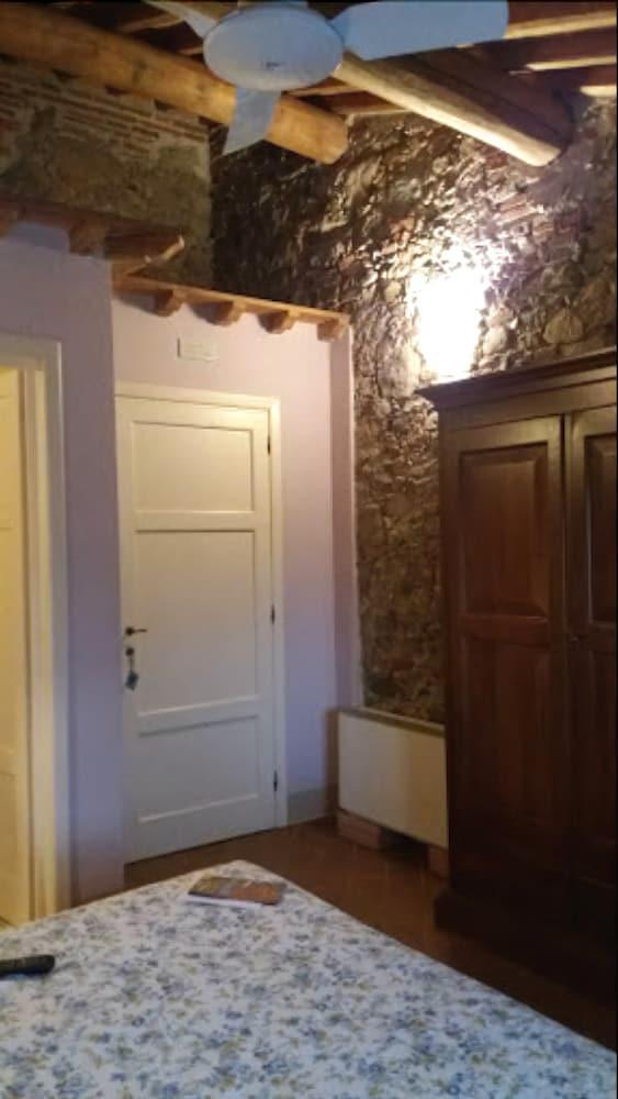 Agriturismo Al Podere Di Rosa Lucca Exteriör bild